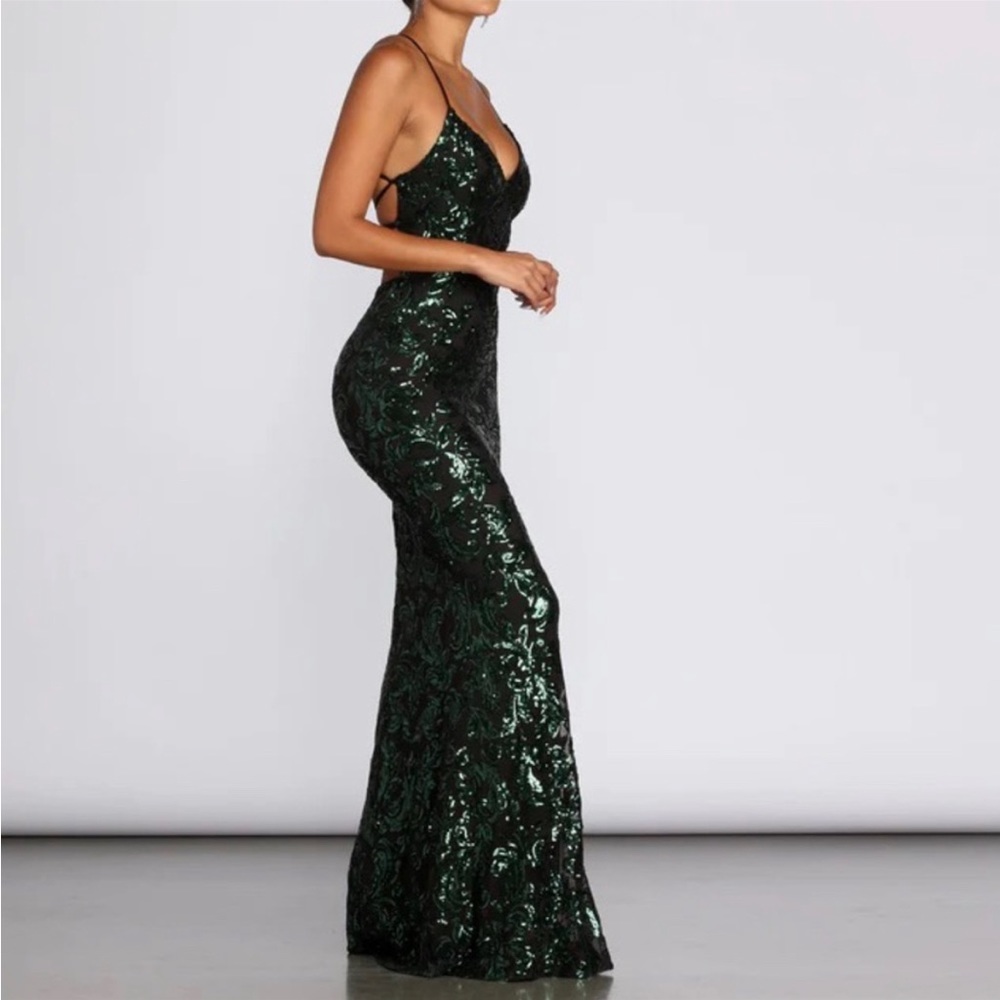 Taisia Formal Sequin Scroll Dress- medium